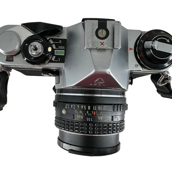 Asahi Pentax ME 35mm Film Camera with SMC Pentax-M 50mm f/1.7 Lens Japan - Picture 2 of 13